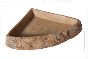 Reptile One Corner Bowl L (13.5 X 13.5 X 2.9 Cm)