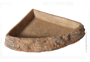 Reptile One Corner Bowl XL (16.5 X 16.5 X 2.9 Cm)